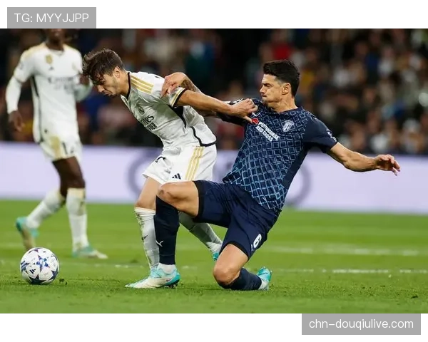 巴黎客战尼斯前瞻：姆巴佩状态成疑，尼斯主场防线面临终极考验